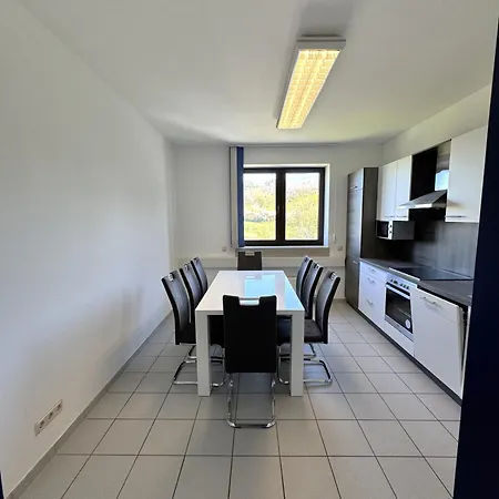 Monteurwohnung Zu Vermieten 比特堡